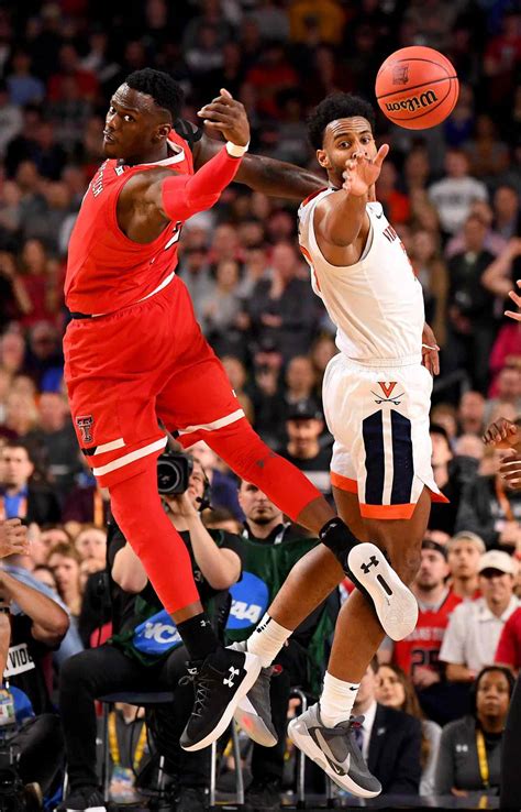 2019 march madness winner.
